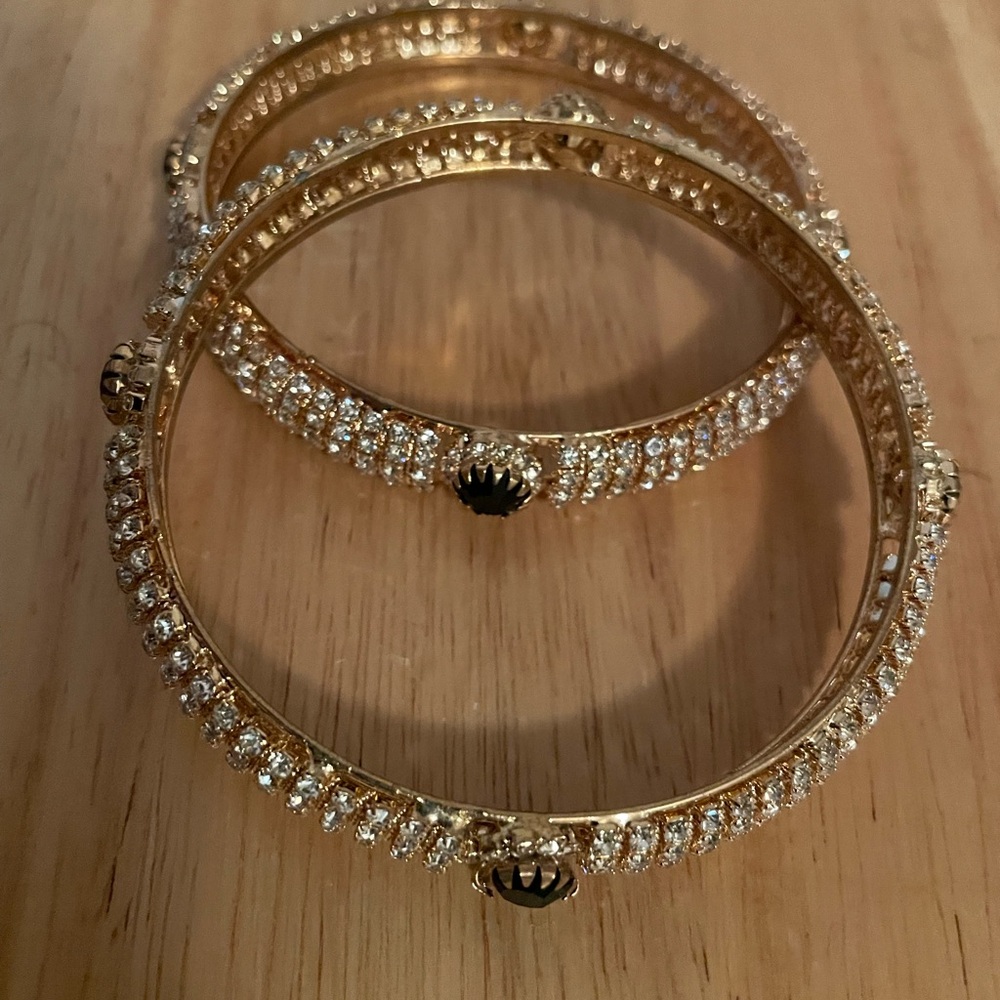 Elegant Gold and Silver Women's Bangles